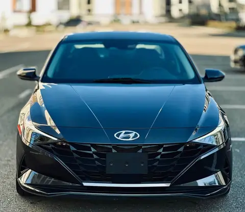 Hyundai Elantra 2022