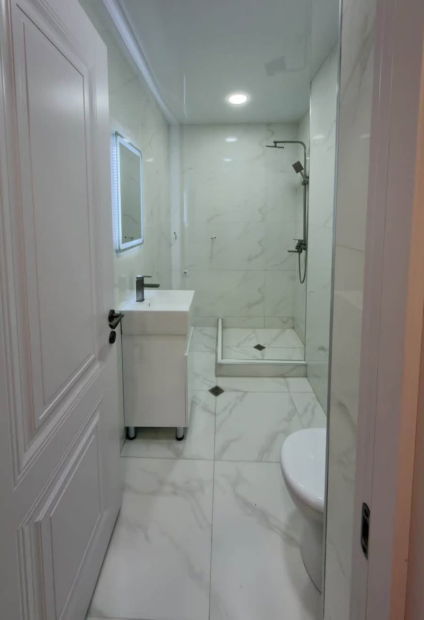 Срочно! $69500 в Глдан, улица Хергиани, новострой