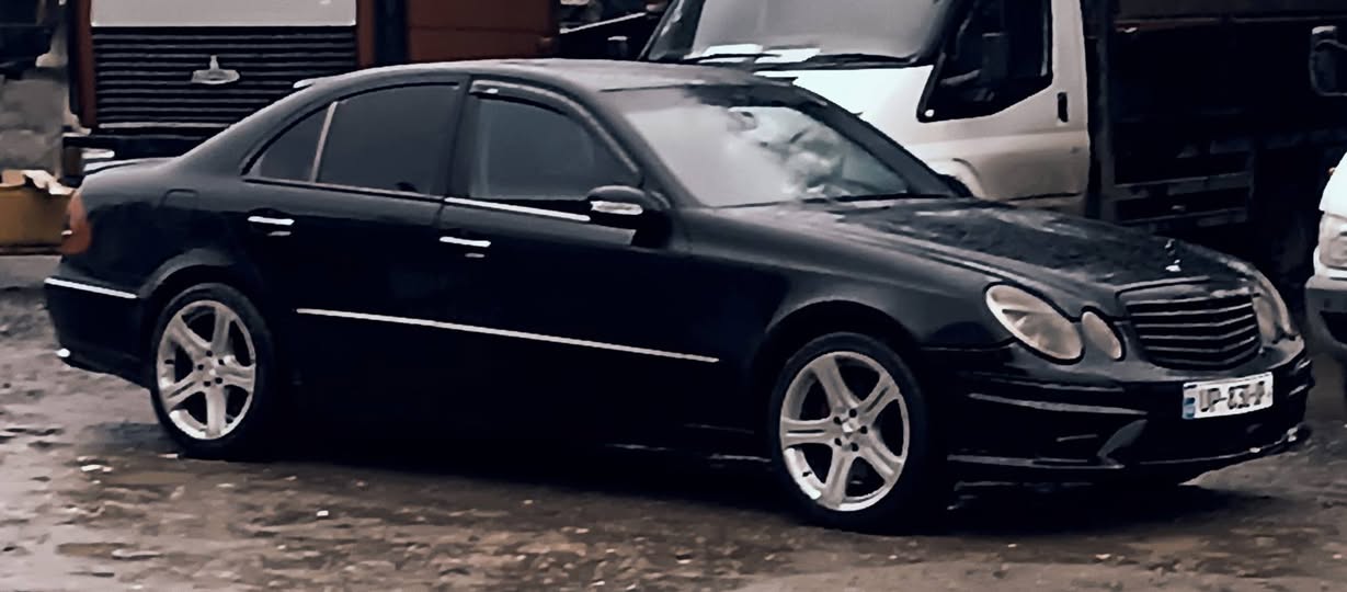 R17/18 alloy wheels with summer tyres