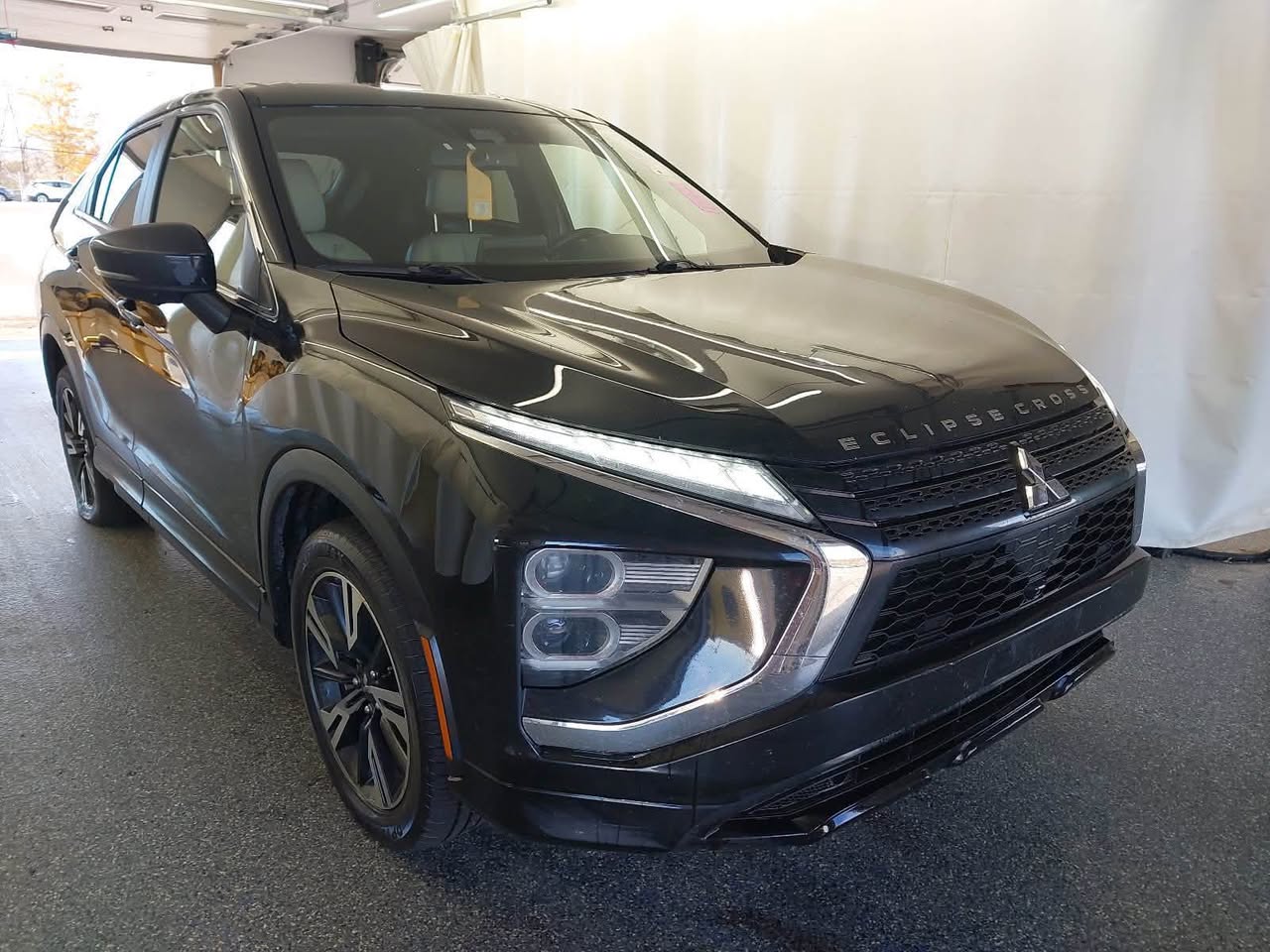 Mitsubishi Eclipse Cross 2023 — 9,000$