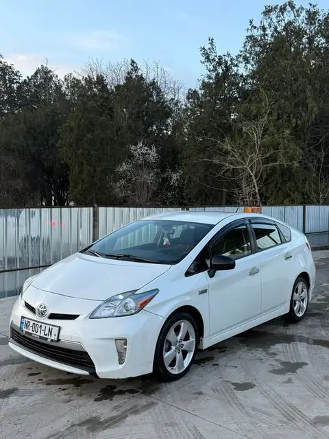 Toyota Prius 2012