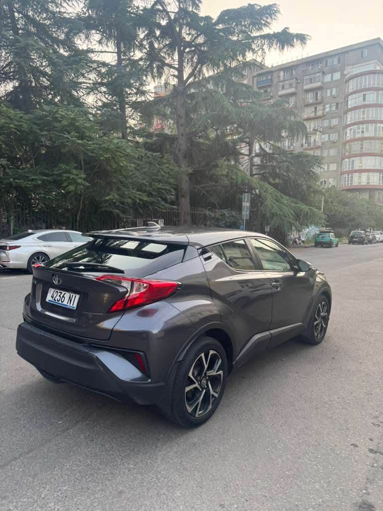 2020 წლის ტოიოტა C-HR ქარი 15,000$