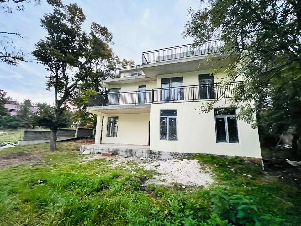 Сад, Тбилиси — 250 000 долларов