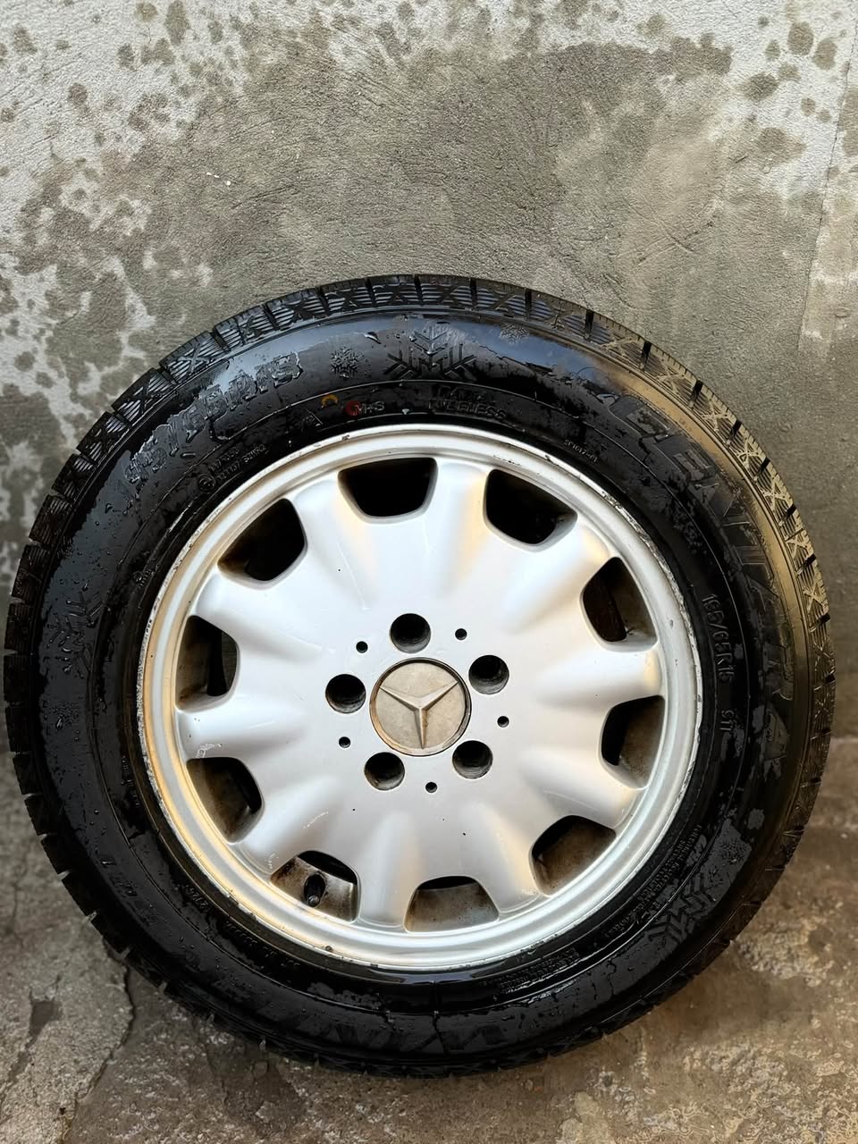MERCEDES BENZ — 110,000֏