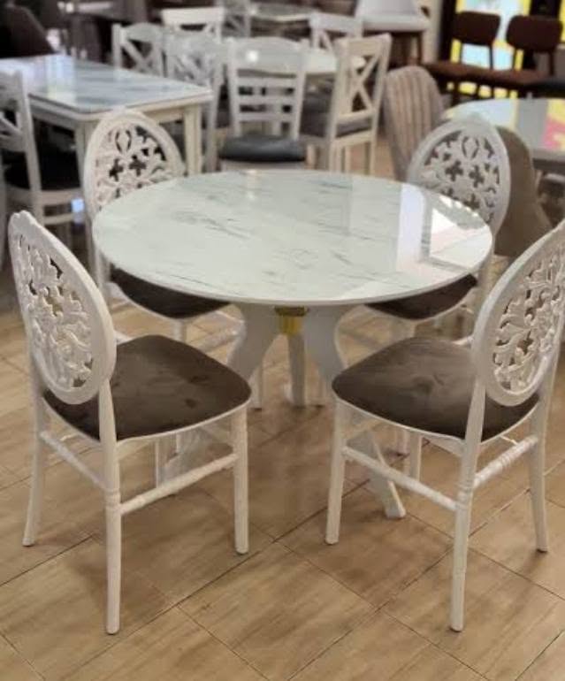 Furniture — 90₼