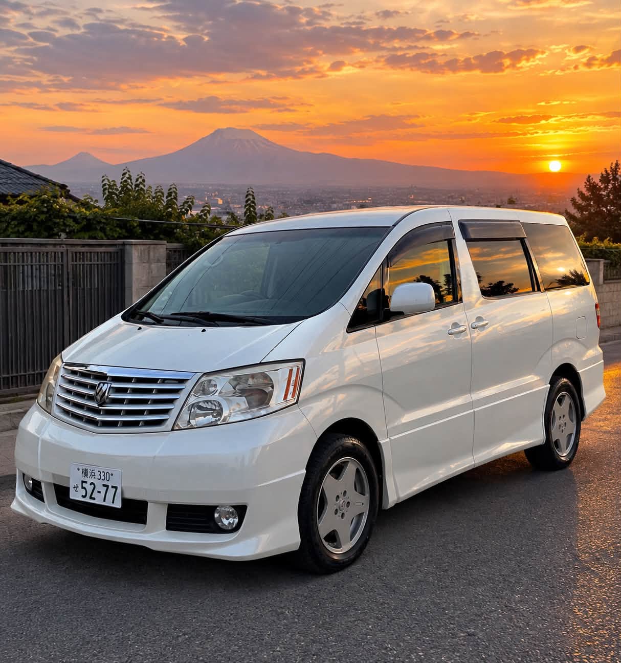 Toyota Alphard 2004 — 12,700$