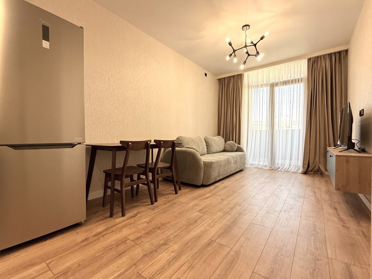 Mənzil satılır, Tbilisi — $78,000