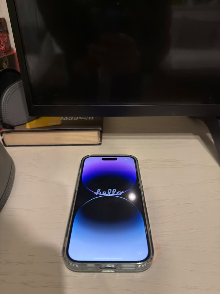 Iphone 14 pro 256 GB Tutum — 1,200₾