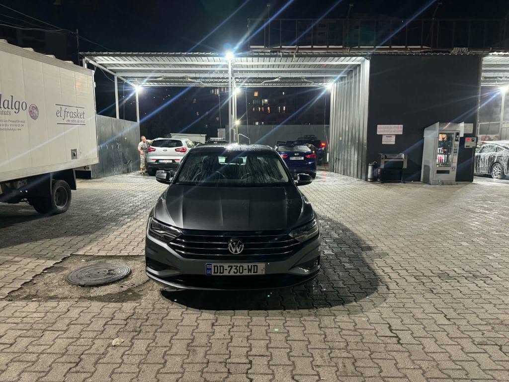 For sale 21-year-old mechanic. 1.4 TSI — $8,700