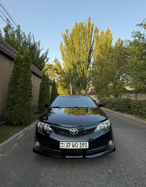 Toyota Camry 2014