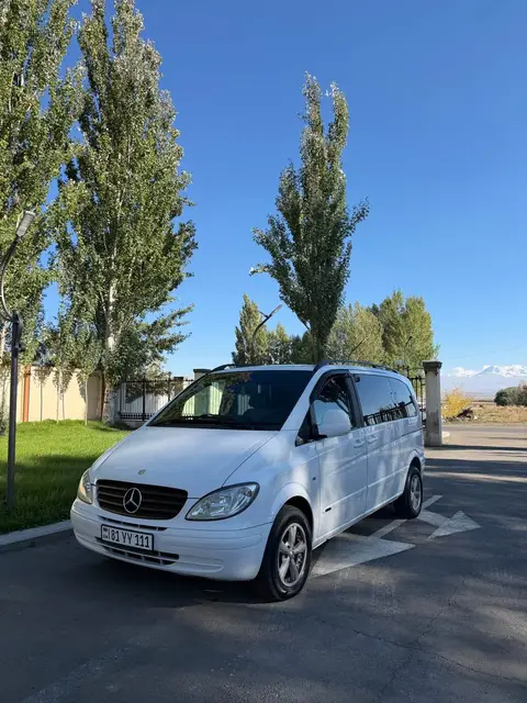 Mercedes-Benz VIANO 2004 — 14,000$