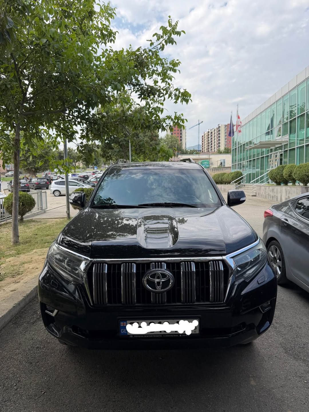 Land Cruiser Prado Land Cruiser Prado — 29$