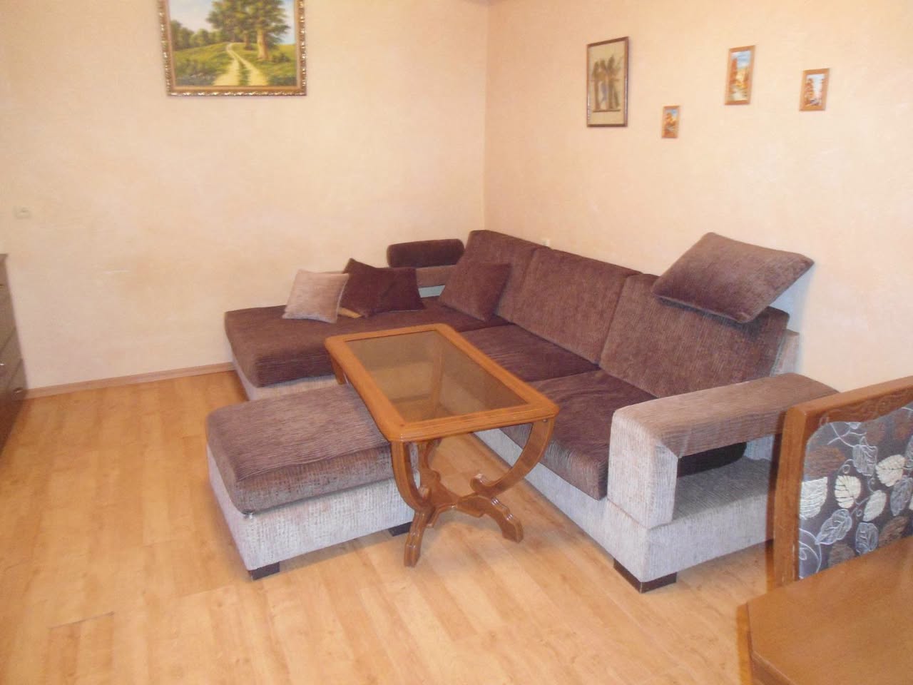 İnternetten 2 sone-konaklık - 250.000 ₾