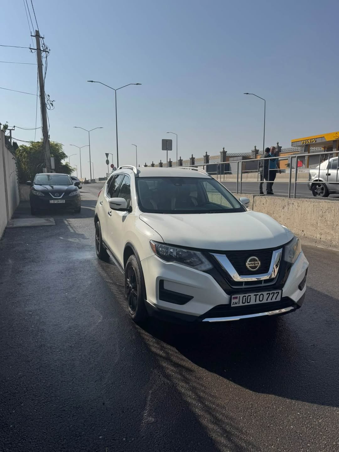ლიაქარშ ანვადოღერ R17 რეისი — 12,500$