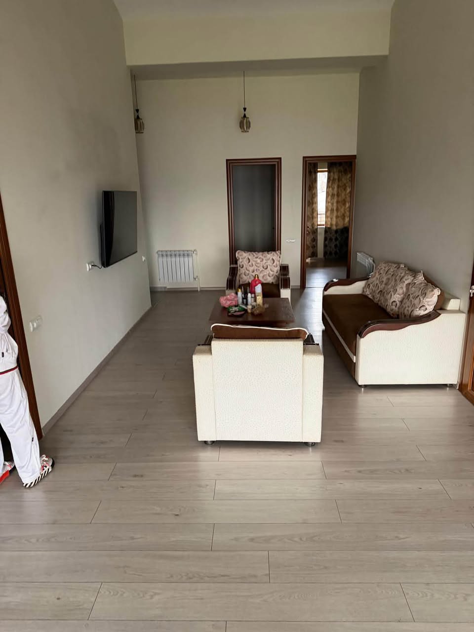Сдаётся 4-комнатная квартира, Ереван — $1,500