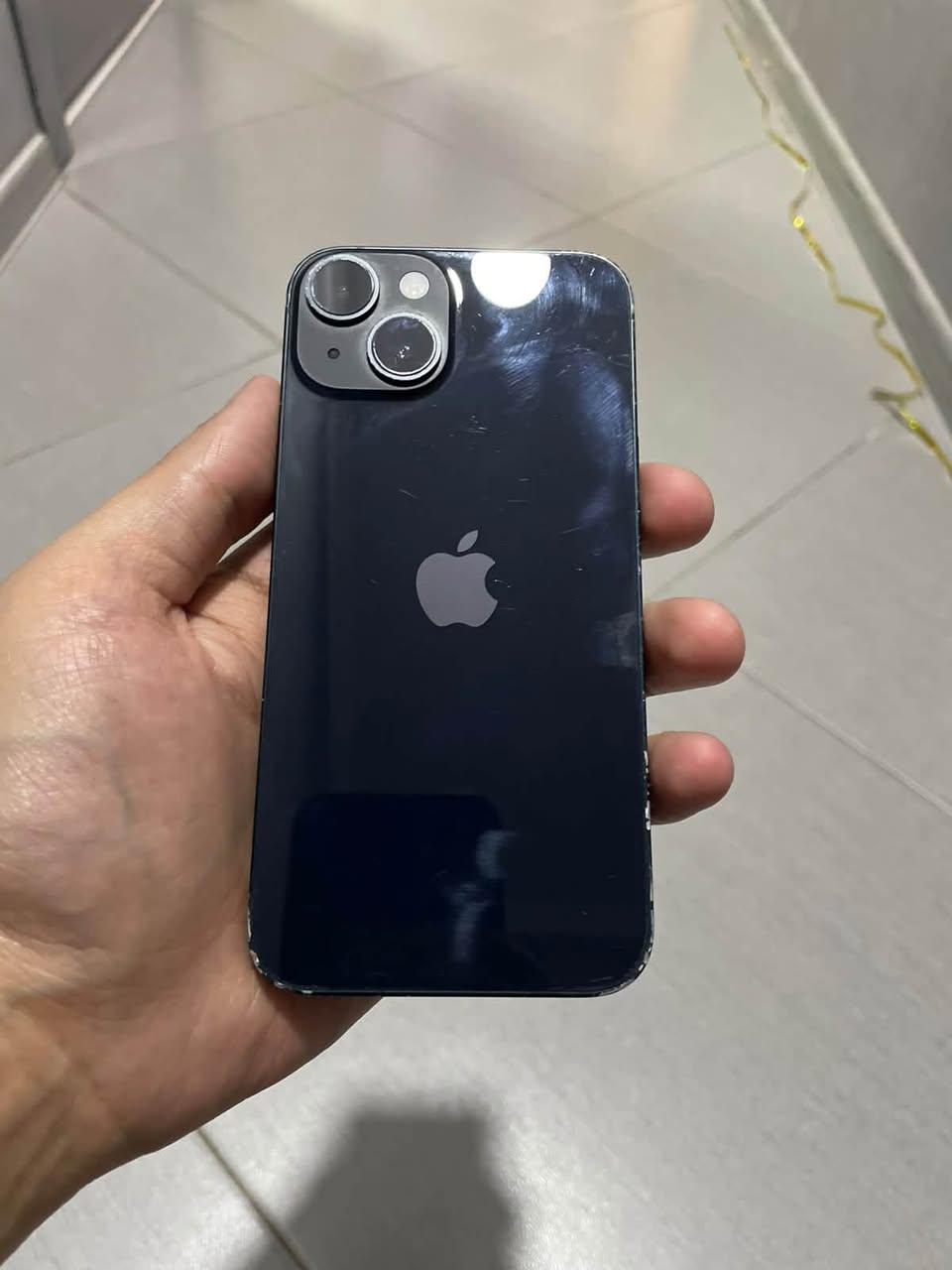 iPhone 14 is sold for 600 lari unpacked