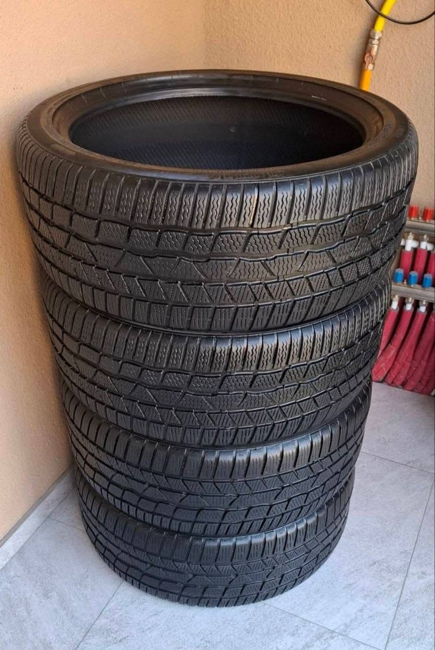 245/40/ R20 550 lari CONTINENTAL M+S