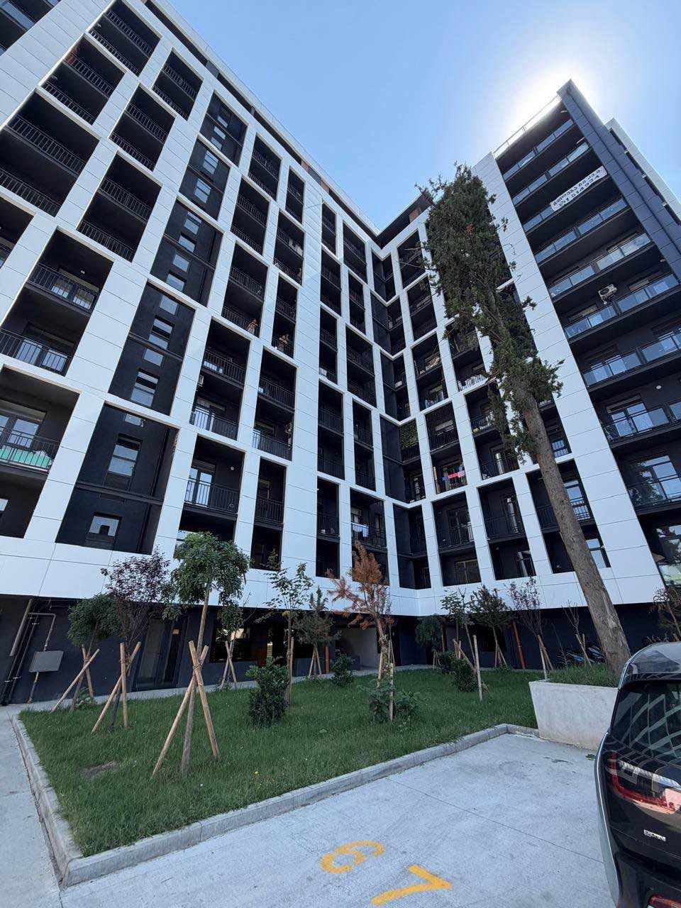 Վաճառվում է բնակարան, Թբիլիսի