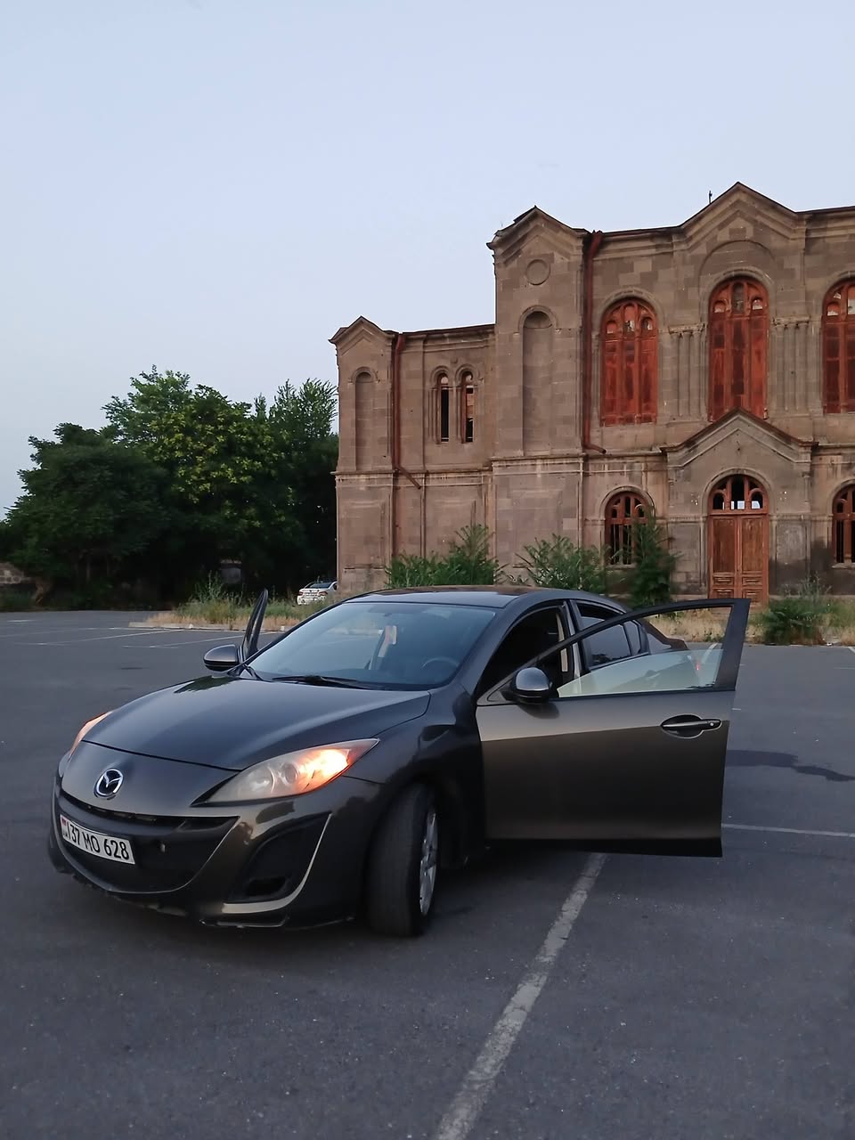 Avtomobil 2010 — 4,600$
