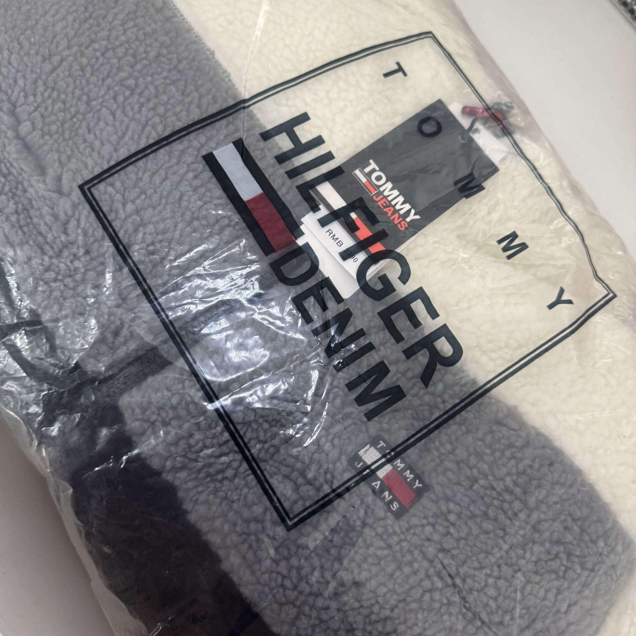 Tommy Jeans Sherpa flisi kurtkası, M