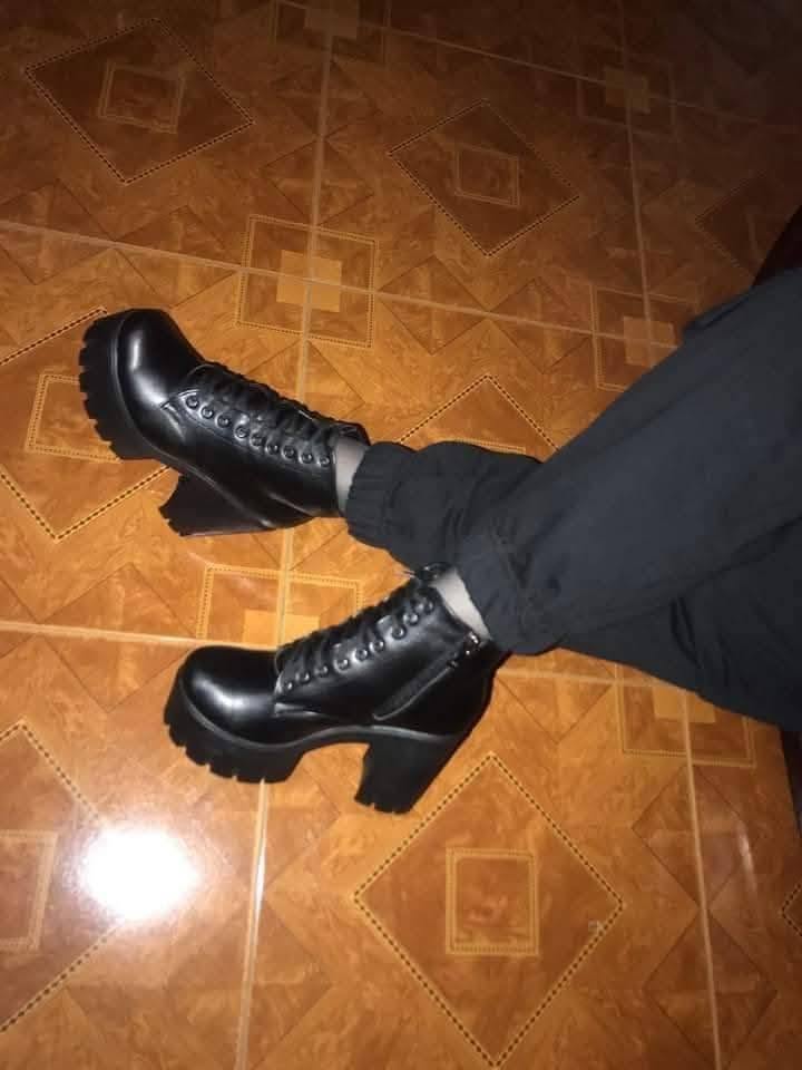 Qadın ayaqqabılarının ölçüləri mövcuddur satışda