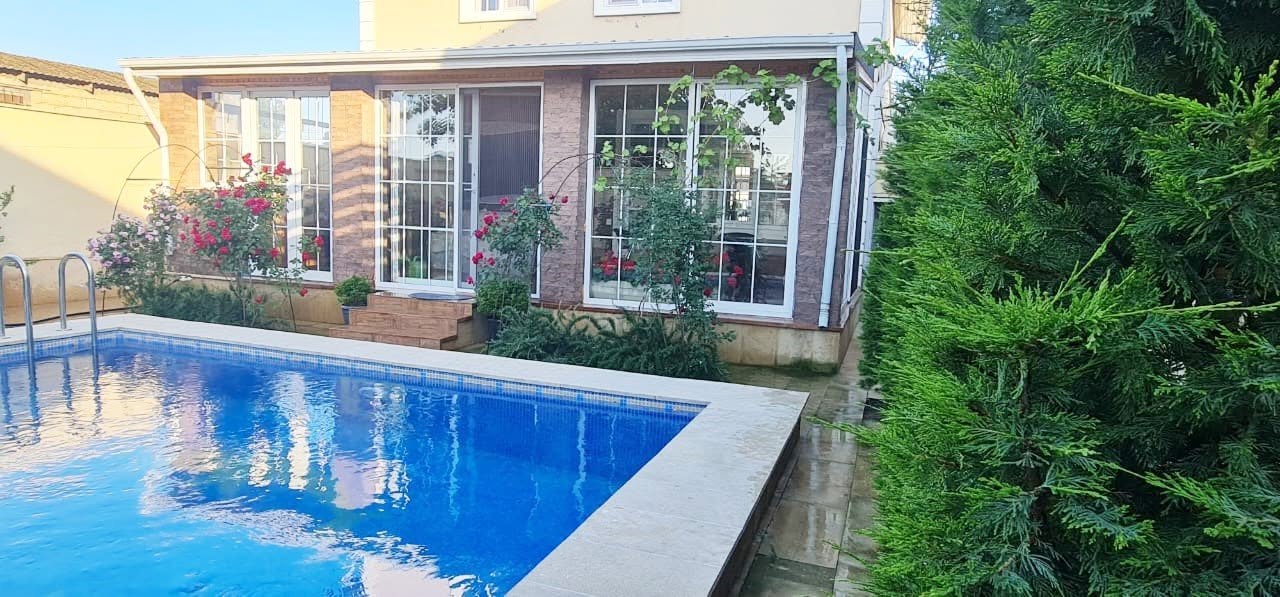 6 otaqlı mənzil satılır, Bakı