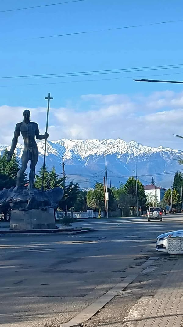 Վաճառվում է ընդունելի գինը, ինչպես նաև վաճառվում է