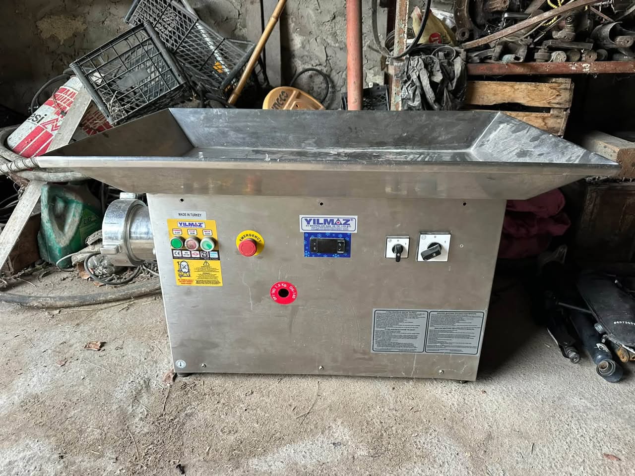 Satılır əti kəsmək üçün ideal vəziyyətdə üç fazlı — 1,500₾