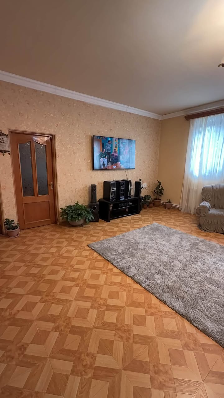 სახლი, ერევან — $230,000