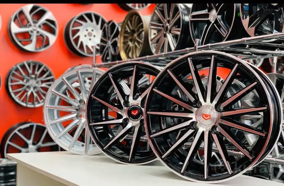 R15 alloy wheels, set of 4