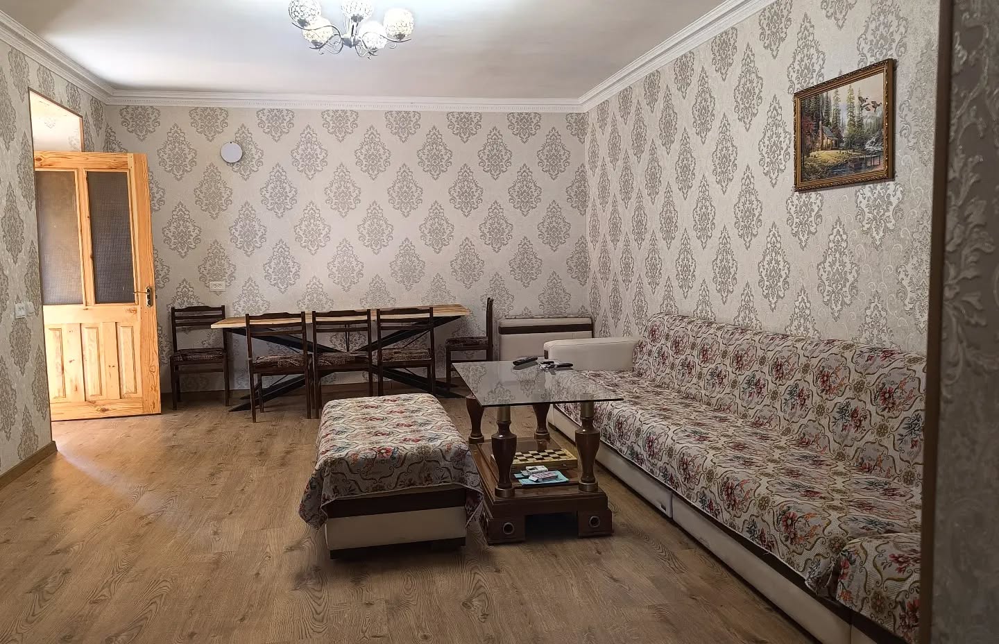 Kiralık daire, Erivan