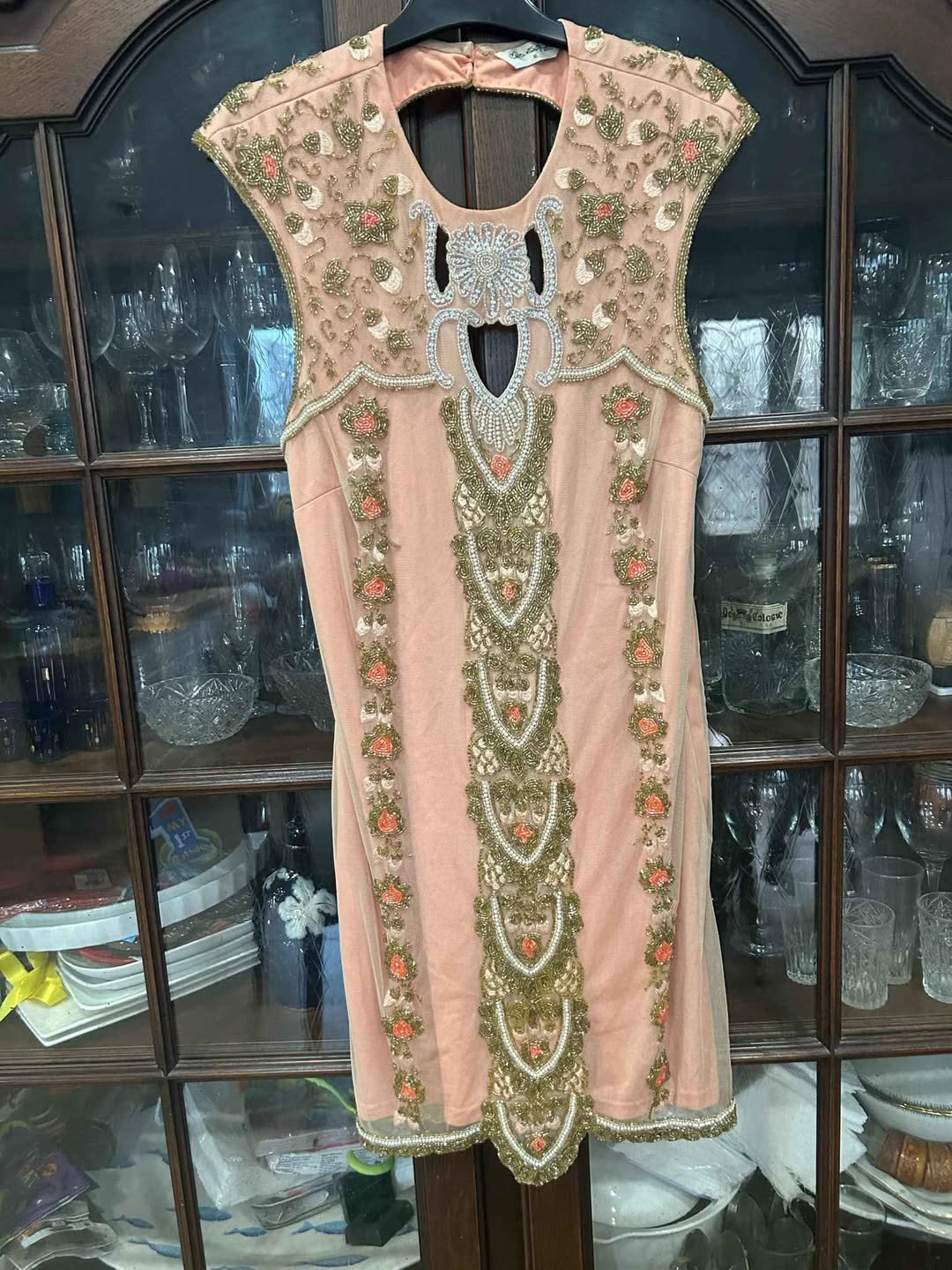 Nəzarətə gələn çəhrayı rəngli əl ilə toxunmuş Miss Selfridge — 80₾
