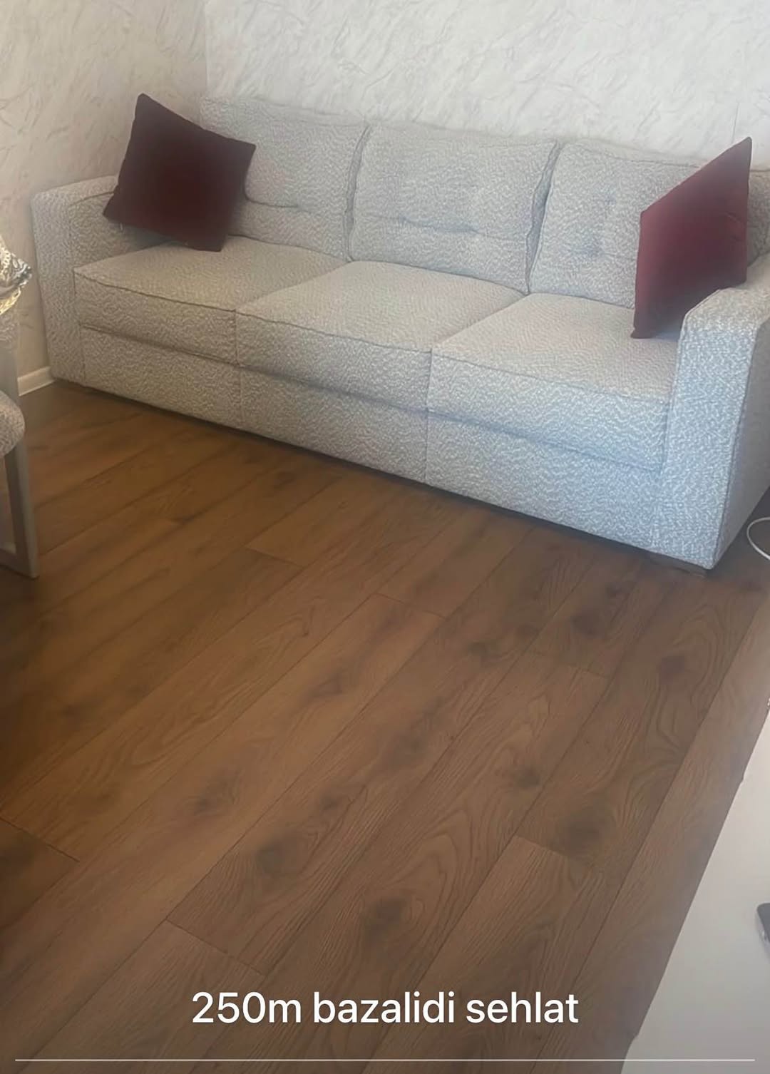 Divan, iyi durumdadır