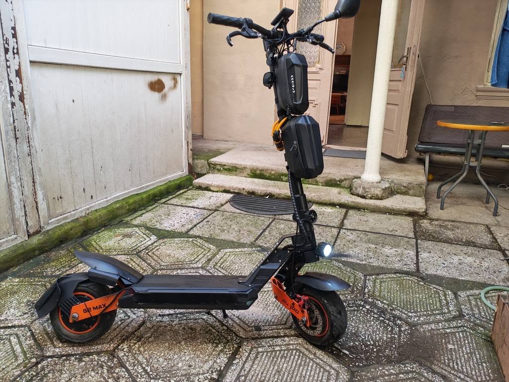 Kugoo G2 Max skuteri 1,600₾-ə satılır