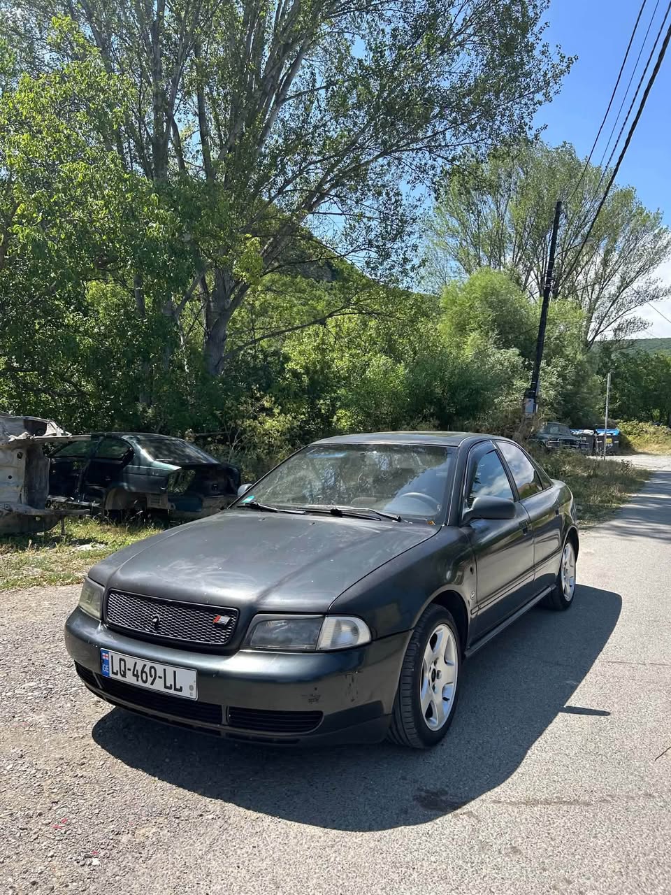Audi A4 1995 — 1,500$