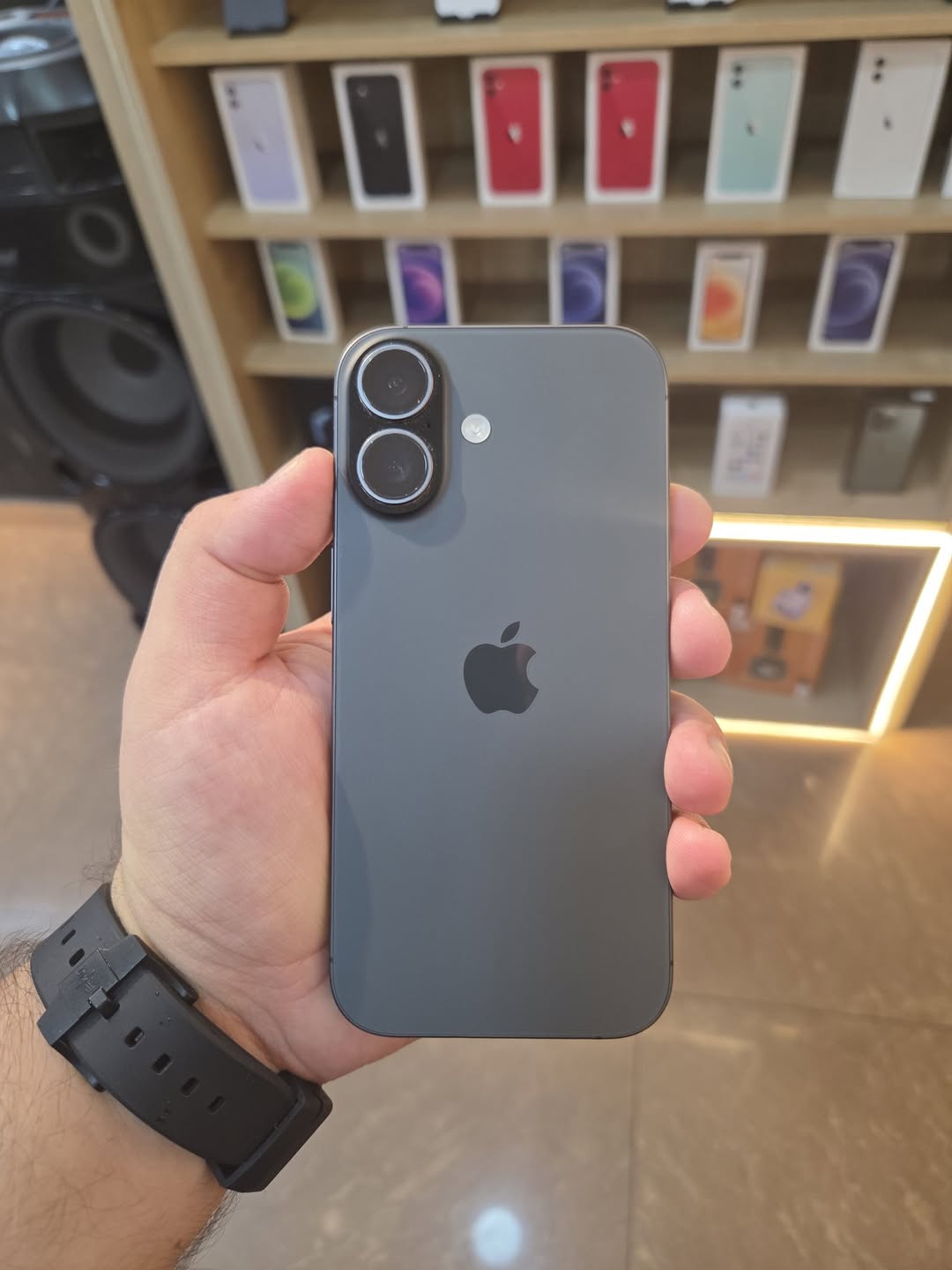 17 256gb esim 99% 275. — 275,000֏
