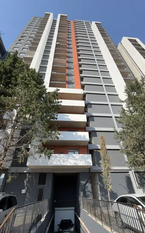 Satılık daire, Tiflis