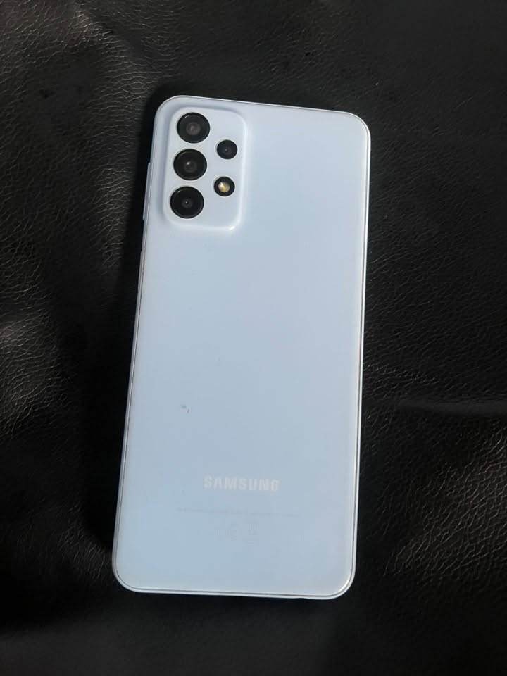 Samsung Galaxy A23-ni kim və hansı məbləğə satın aldı?
