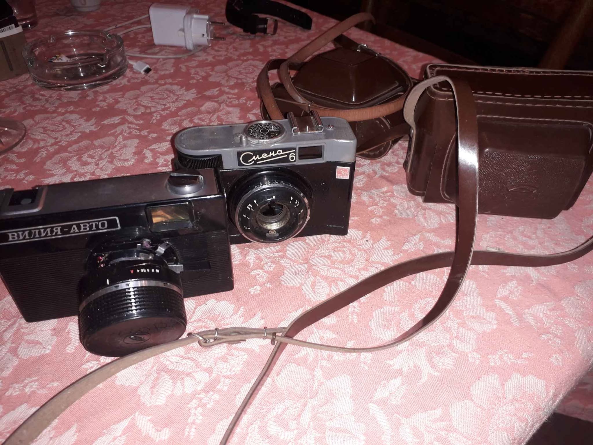 Soviet cameras Smena 6 and Vilia-Avto