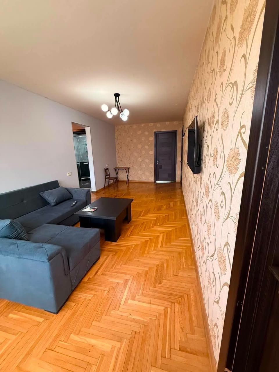 Mənzil satılır, Tbilisi — $142,000