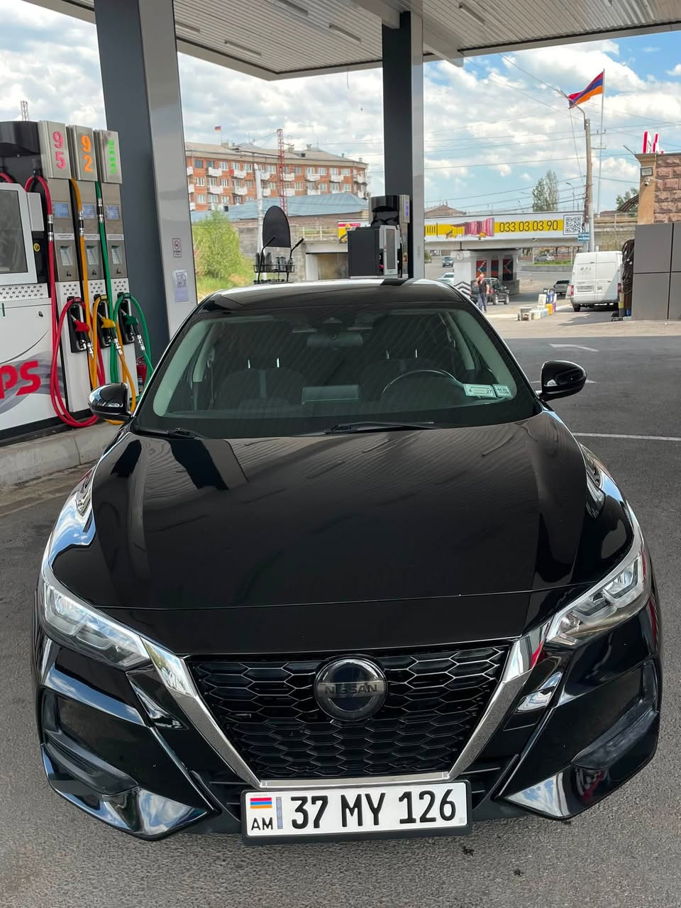 Nissan Sentra 2022 — 65,000$