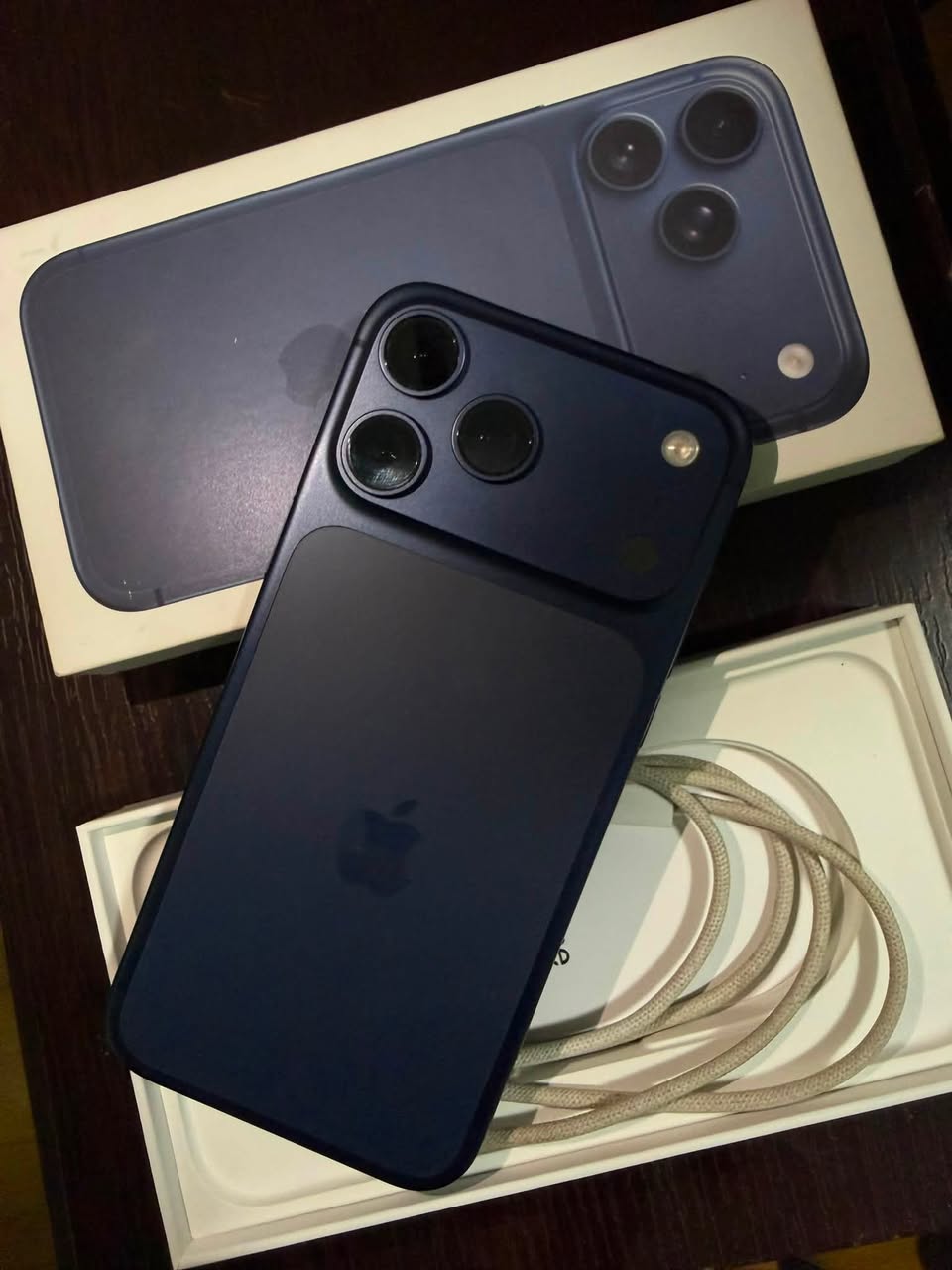 Продаётся iPhone 17 Pro Max 256 2027 — 3,000₾
