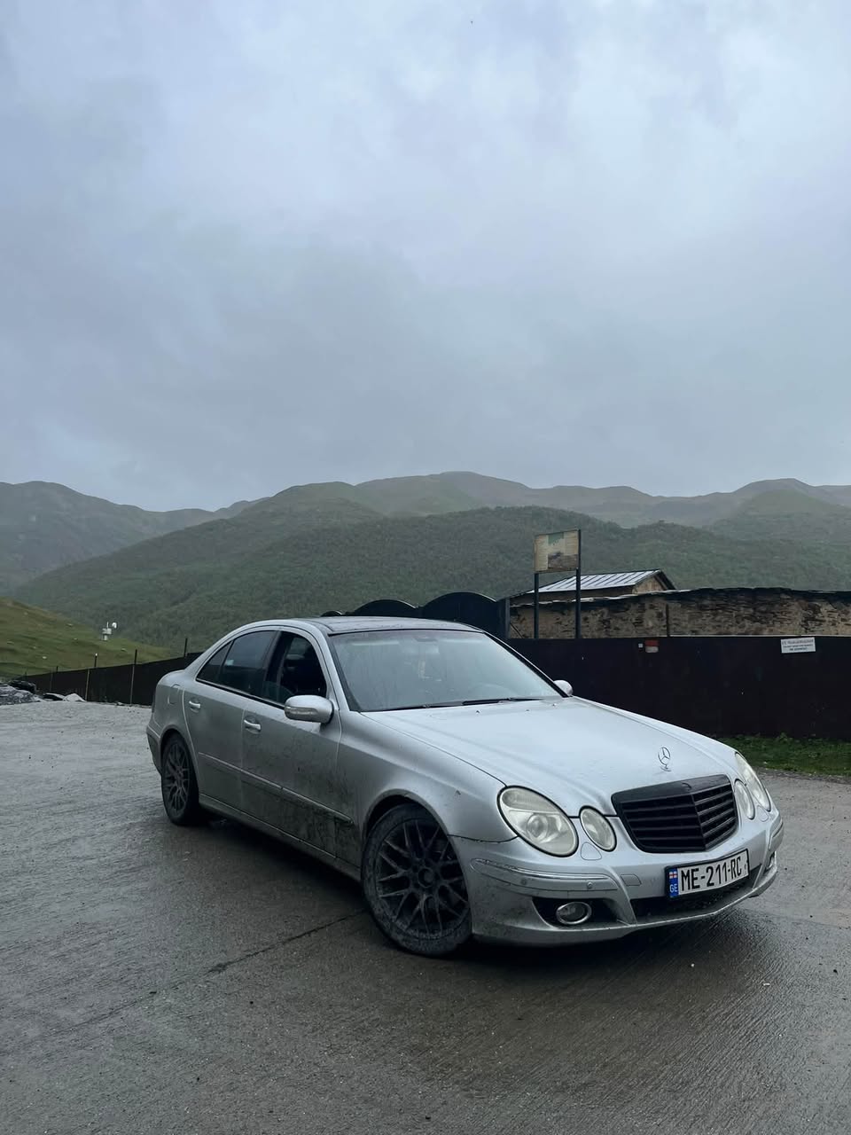 სალამი წლიანი 2.7 ტურბო დიზელი იცვლება 2003 — 4,700$