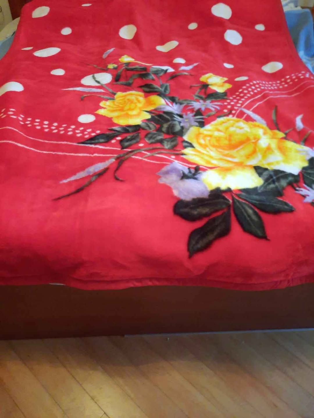 Rashel yumşaq xalça 150×200, yeni