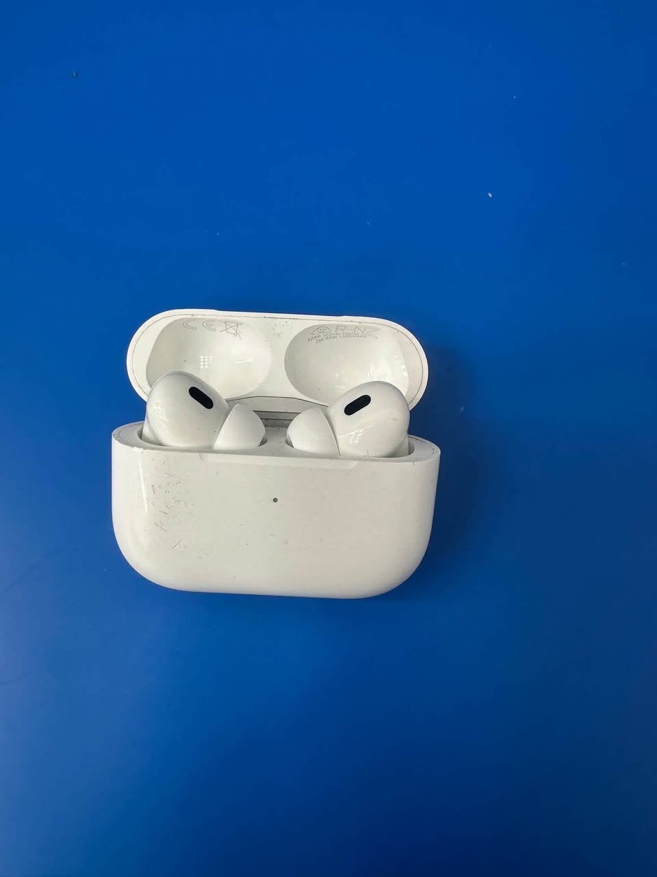 Airpods Pro 2 USB-C orijinali. Çalışıyor