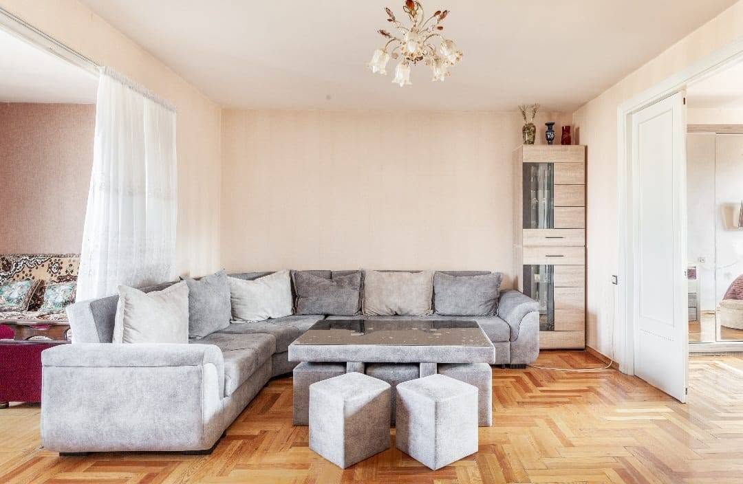 Продается 4-комнатная квартира, Тбилиси — $147,000