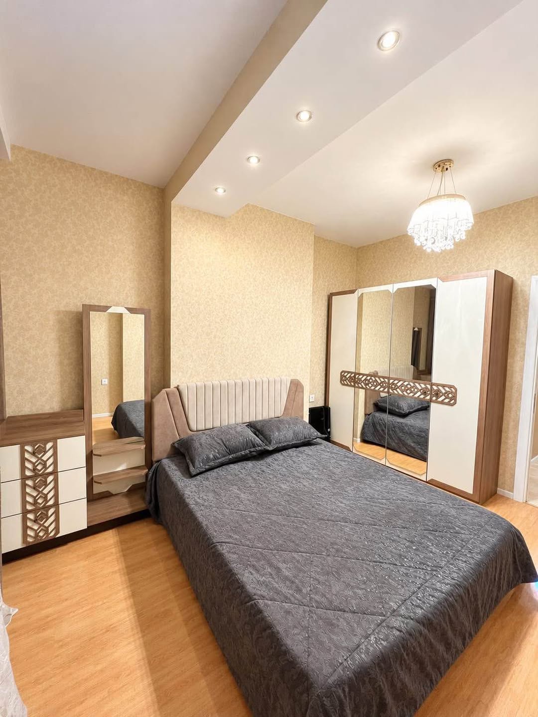 A 2-room apartment is for rent in Baku — 1,300 ₼