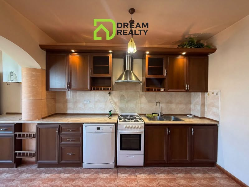 🏡 Mənzil Abovyan şəhərində satılır — 99,000$
