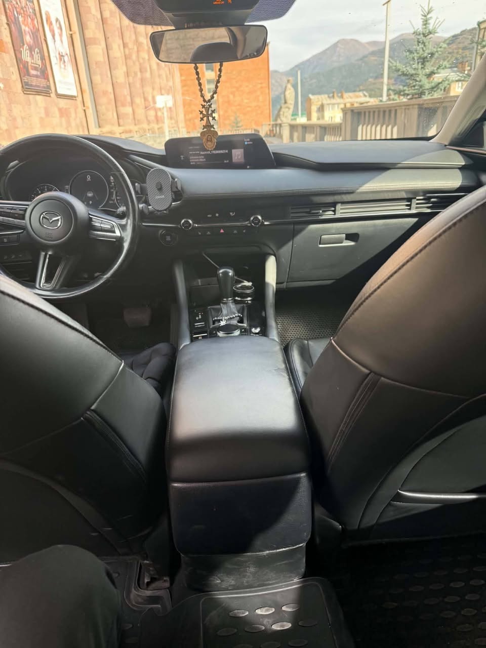 Mazda 2019