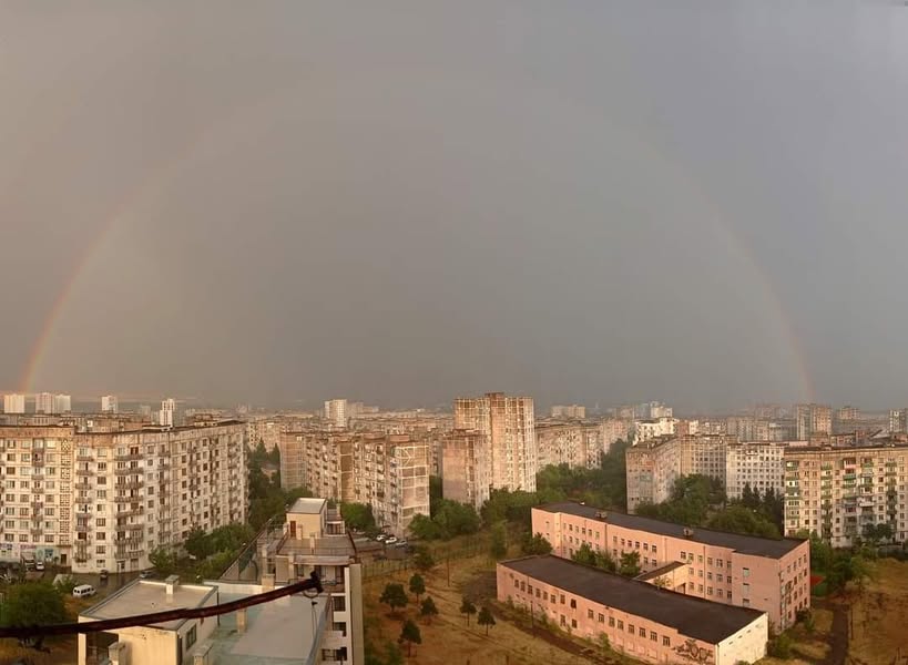 Vakansiya , 4 ulduzlu mehmanxanada axtarırıq
